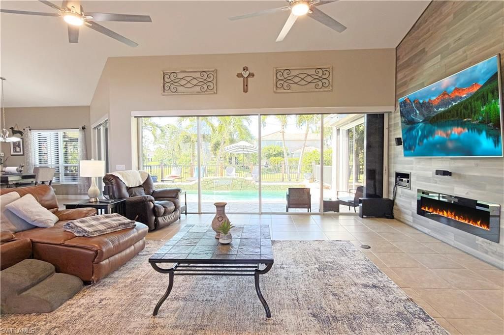 8723 S Lake Cir, Fort Myers, FL 33908 Photo