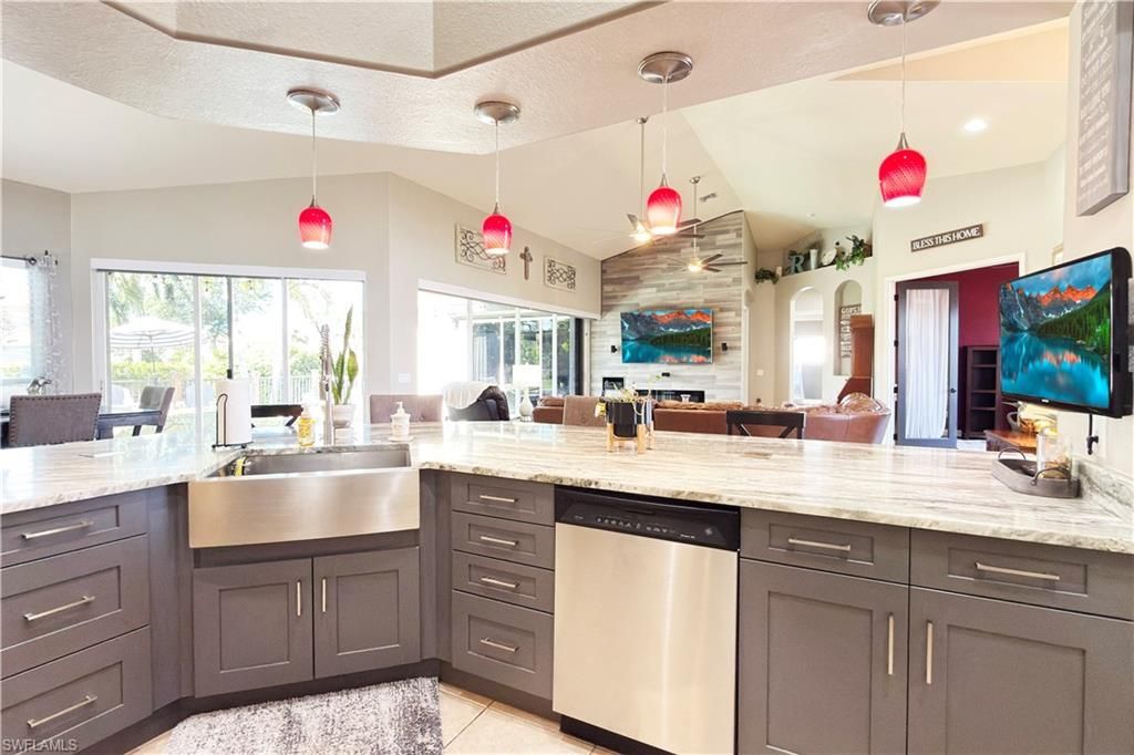 8723 S Lake Cir, Fort Myers, FL 33908 Photo