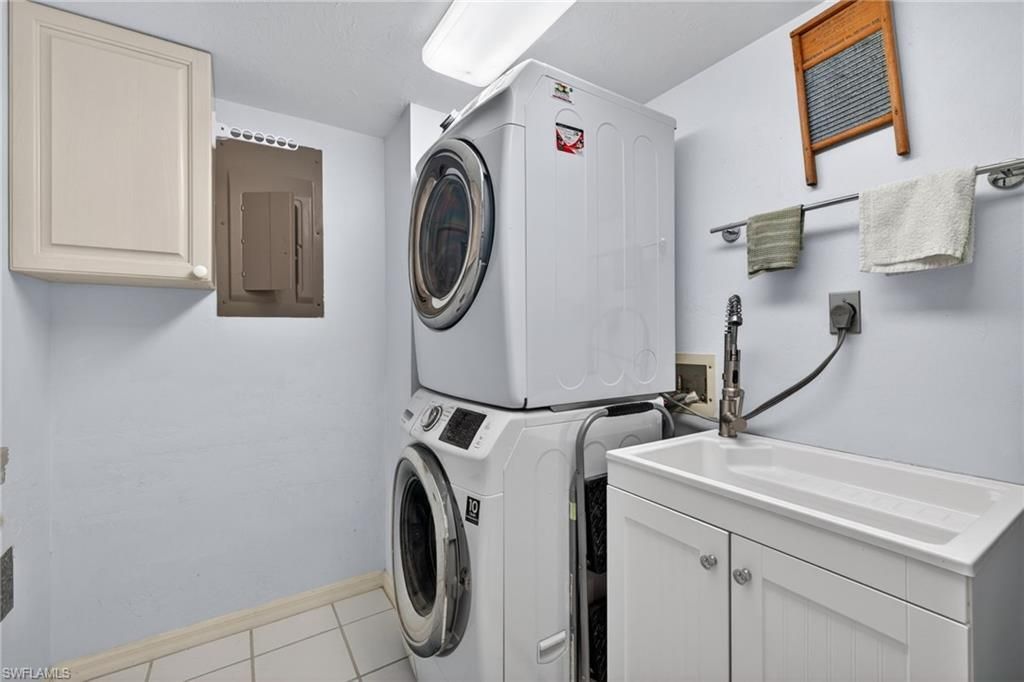 9435 Sunset Harbor Ln, Unit 244, Fort Myers, FL 33919 Photo