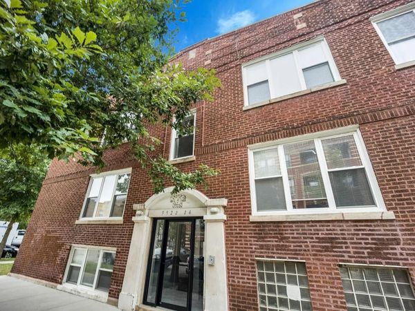 3924 W Altgeld Street , Unit 1, Chicago, IL 60647