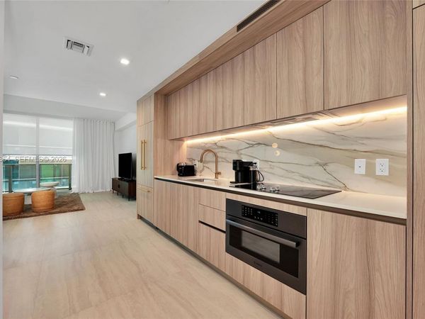 77 SE 5, Unit 1906, Miami, FL 33131