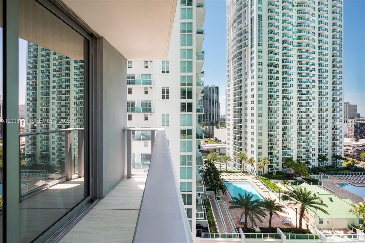 77 SE 5, Unit 1906, Miami, FL 33131 Photo