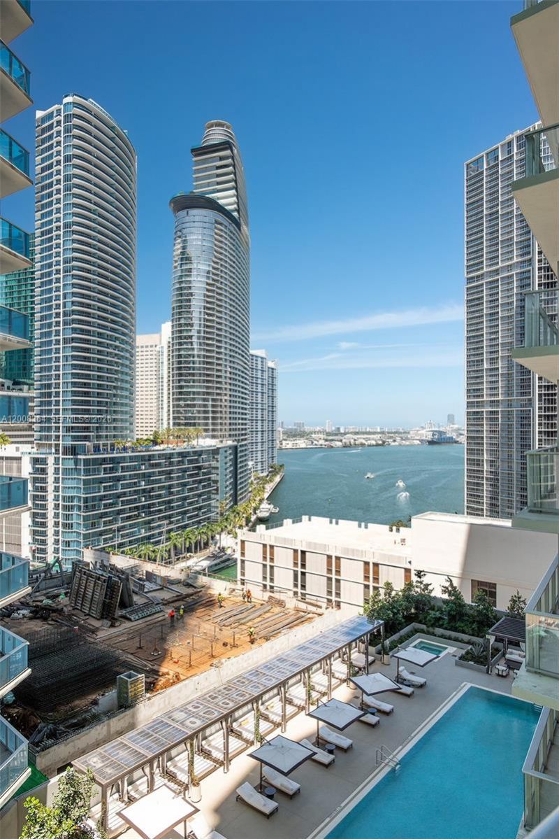 77 SE 5, Unit 1906, Miami, FL 33131 Photo