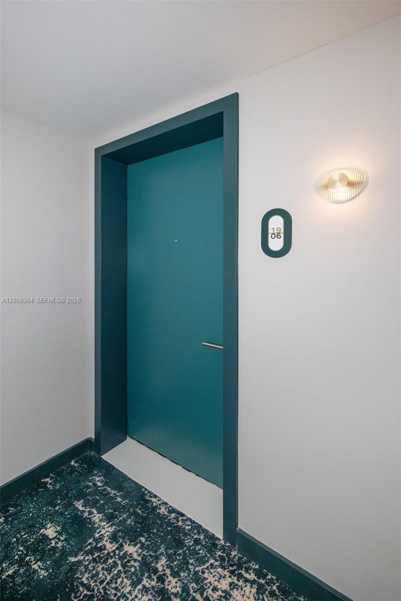 77 SE 5, Unit 1906, Miami, FL 33131 Photo