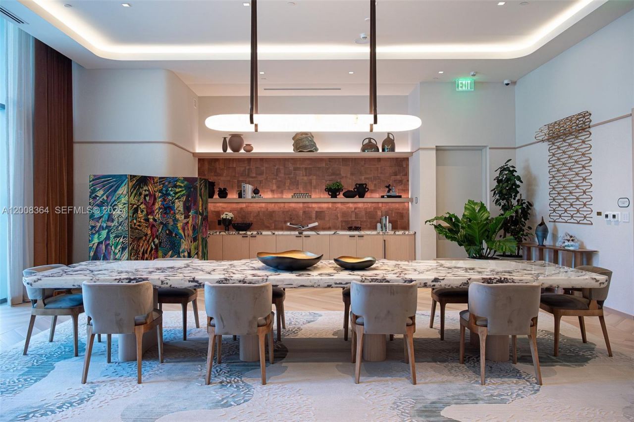 77 SE 5, Unit 1906, Miami, FL 33131 Photo
