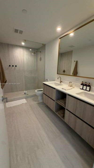 77 SE 5, Unit 1906, Miami, FL 33131 Photo