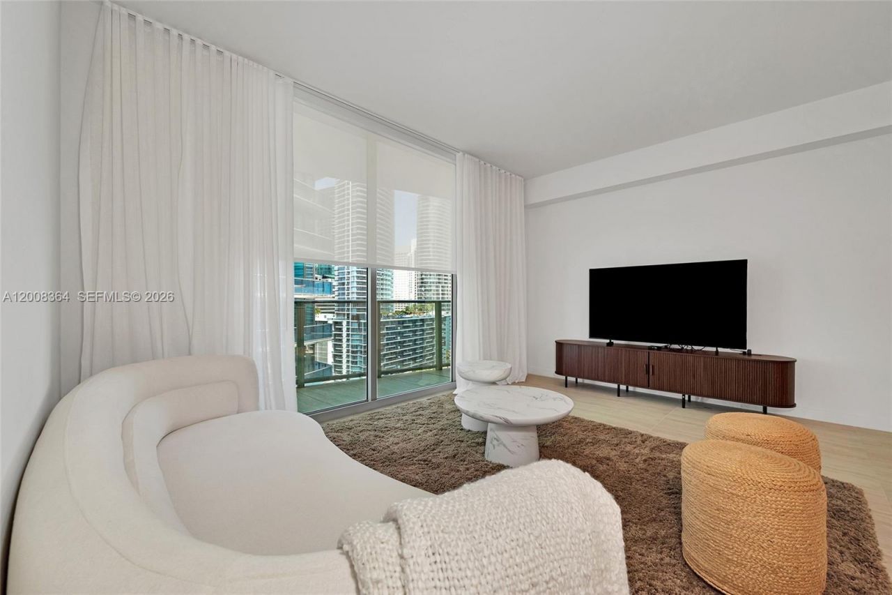 77 SE 5, Unit 1906, Miami, FL 33131 Photo