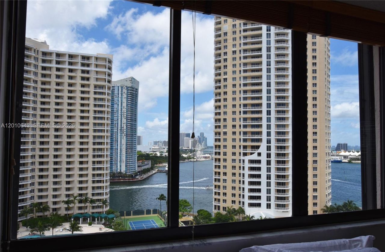 540 Brickell Key Dr , Unit PH1812, Miami, FL 33131 Photo