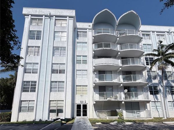 482 NW 165th St Rd , Unit A-307, Miami, FL 33169