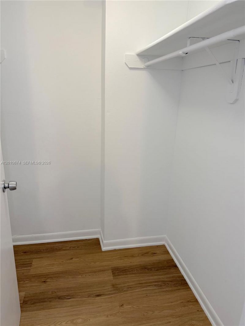 482 NW 165th St Rd , Unit A-307, Miami, FL 33169 Photo