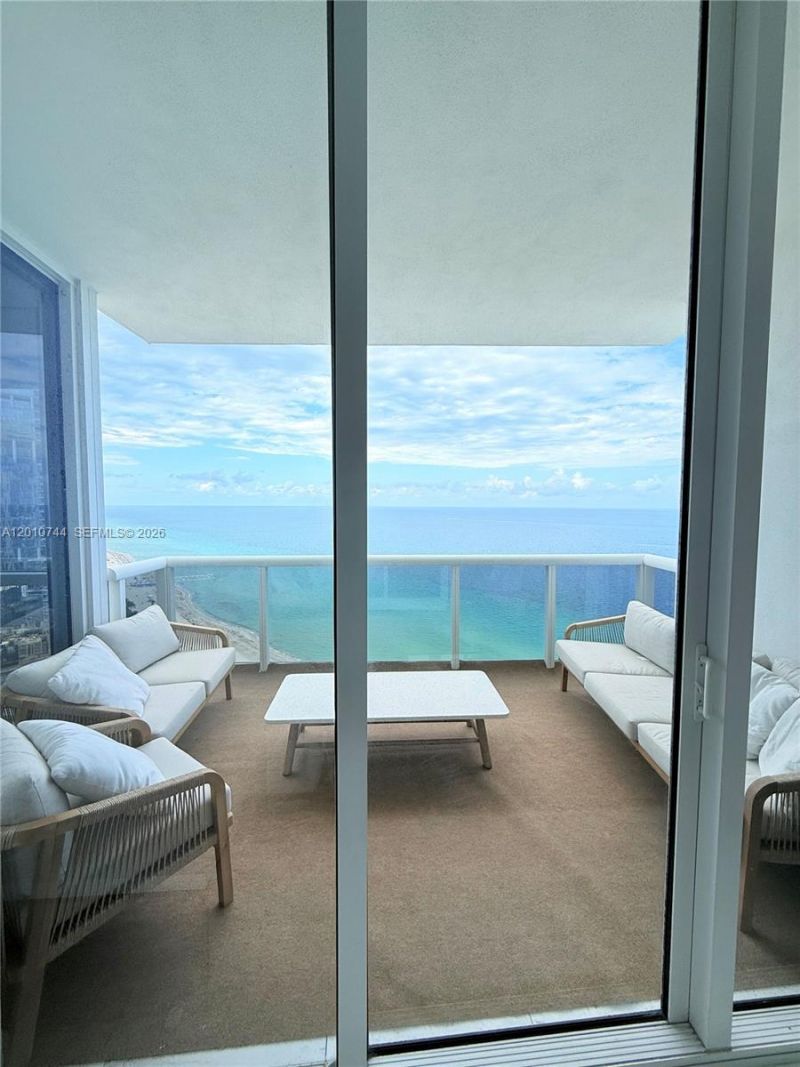 18201 Collins Ave, Unit 3708, Sunny Isles Beach, FL 33160 Photo