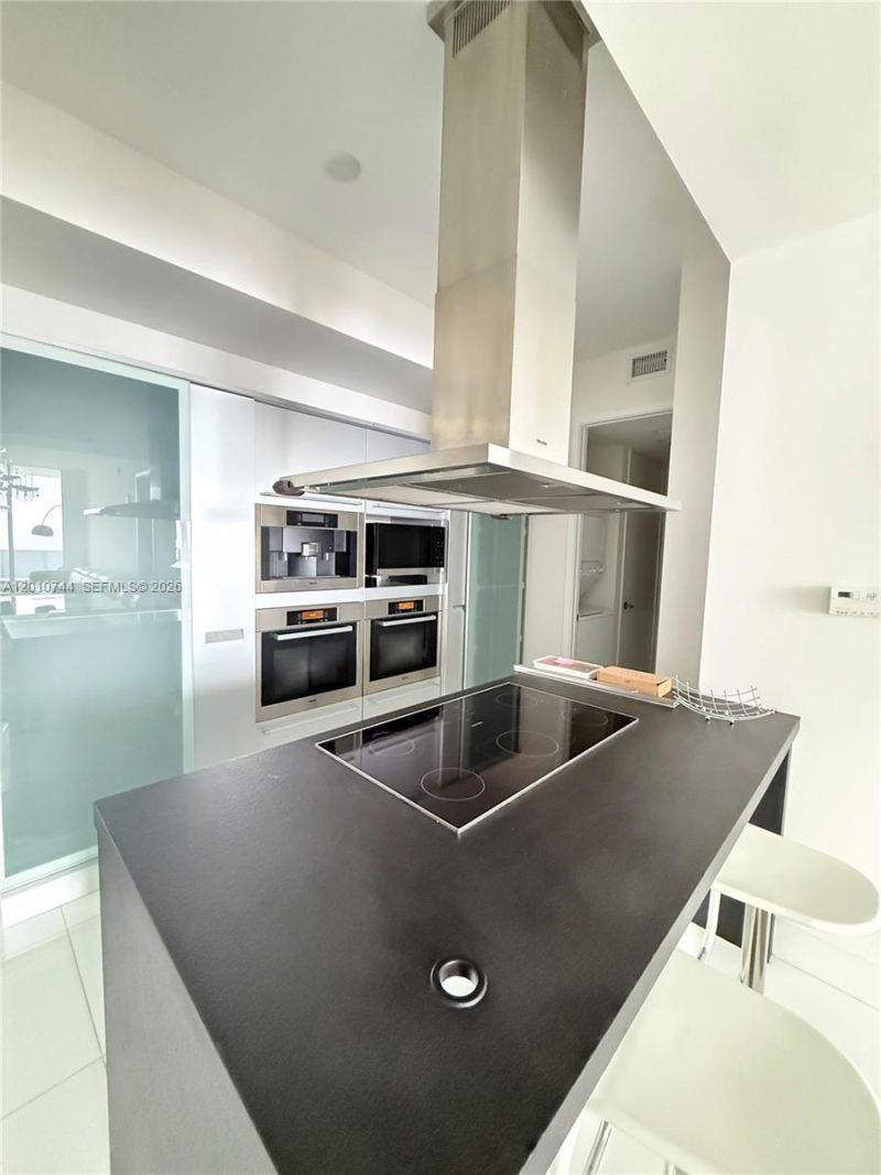 18201 Collins Ave, Unit 3708, Sunny Isles Beach, FL 33160 Photo