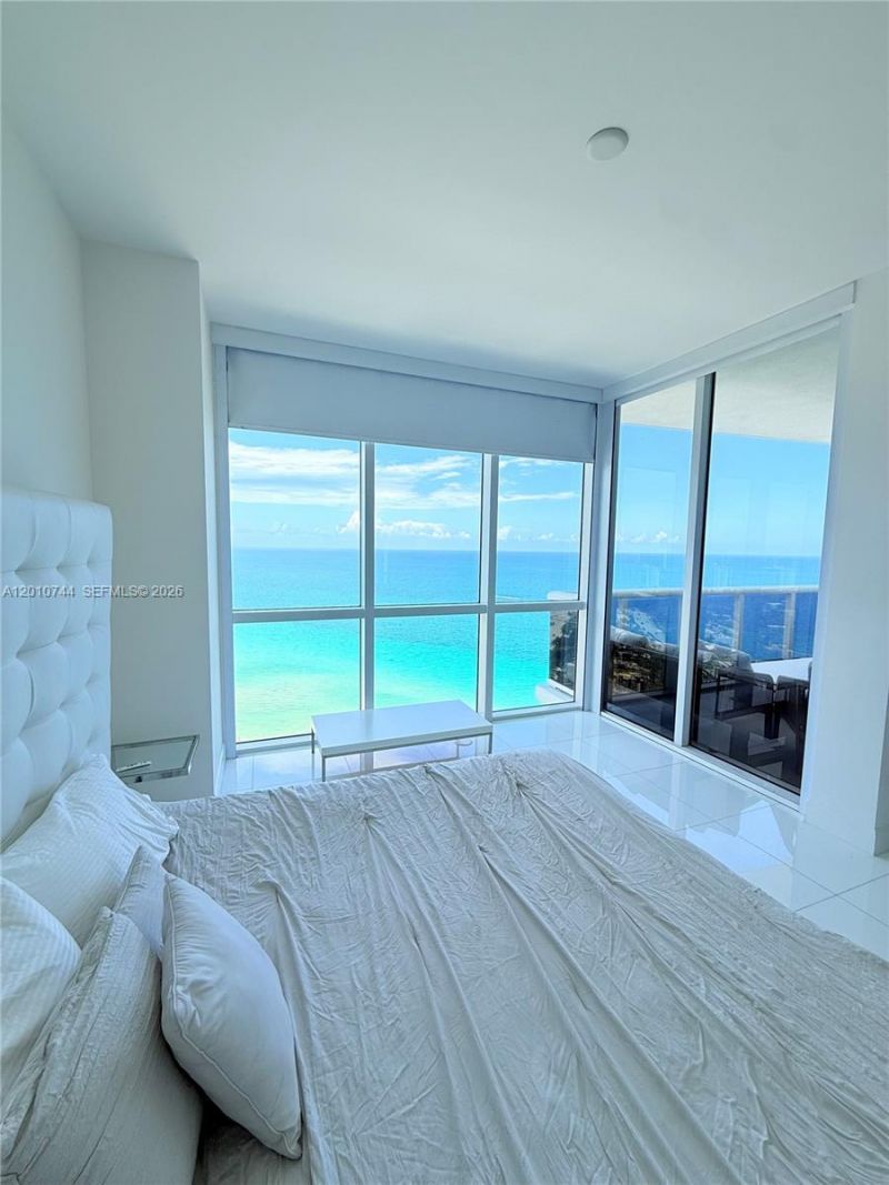 18201 Collins Ave, Unit 3708, Sunny Isles Beach, FL 33160 Photo