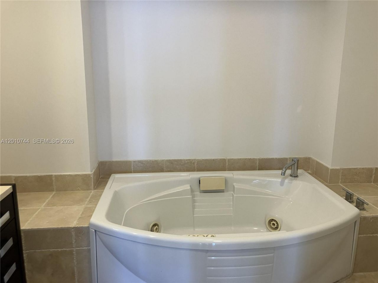 18201 Collins Ave, Unit 3708, Sunny Isles Beach, FL 33160 Photo