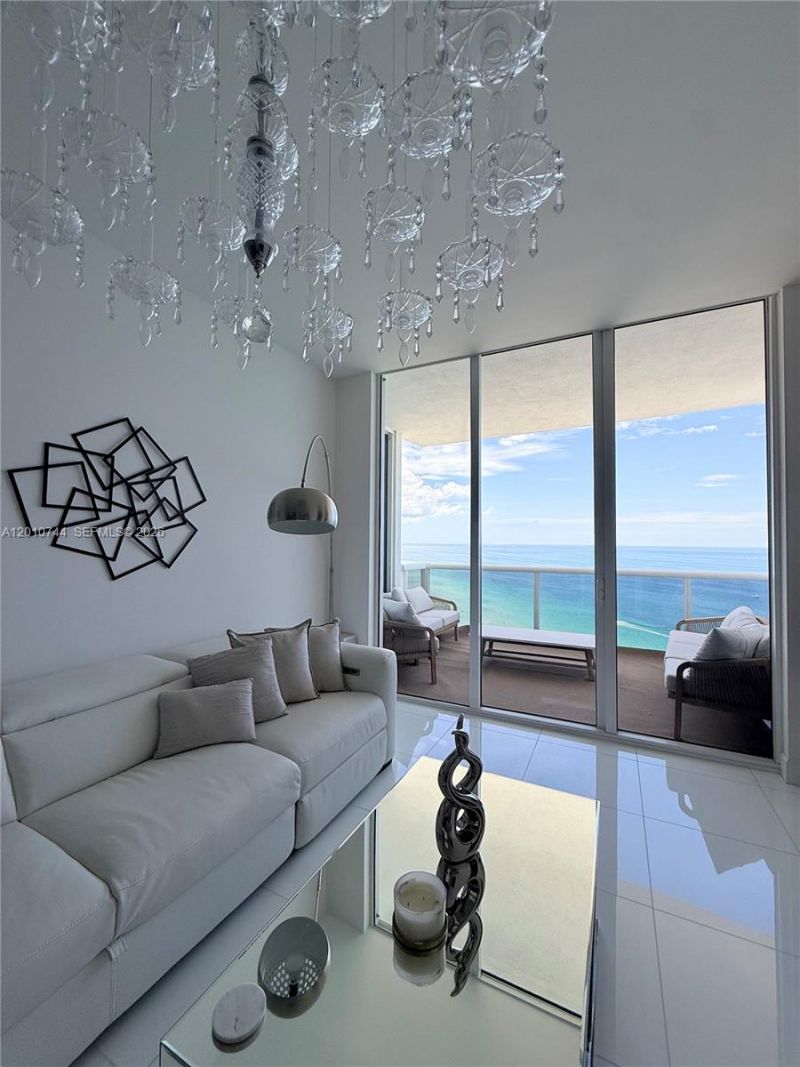 18201 Collins Ave, Unit 3708, Sunny Isles Beach, FL 33160 Photo