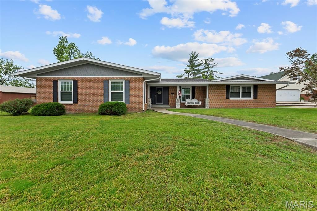 401 E Sainte Marie Street, Perryville, MO 63775 Main Photo