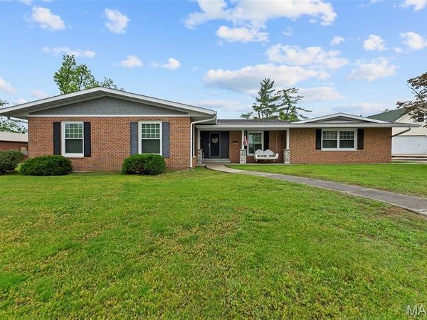 401 E Sainte Marie Street, Perryville, MO 63775