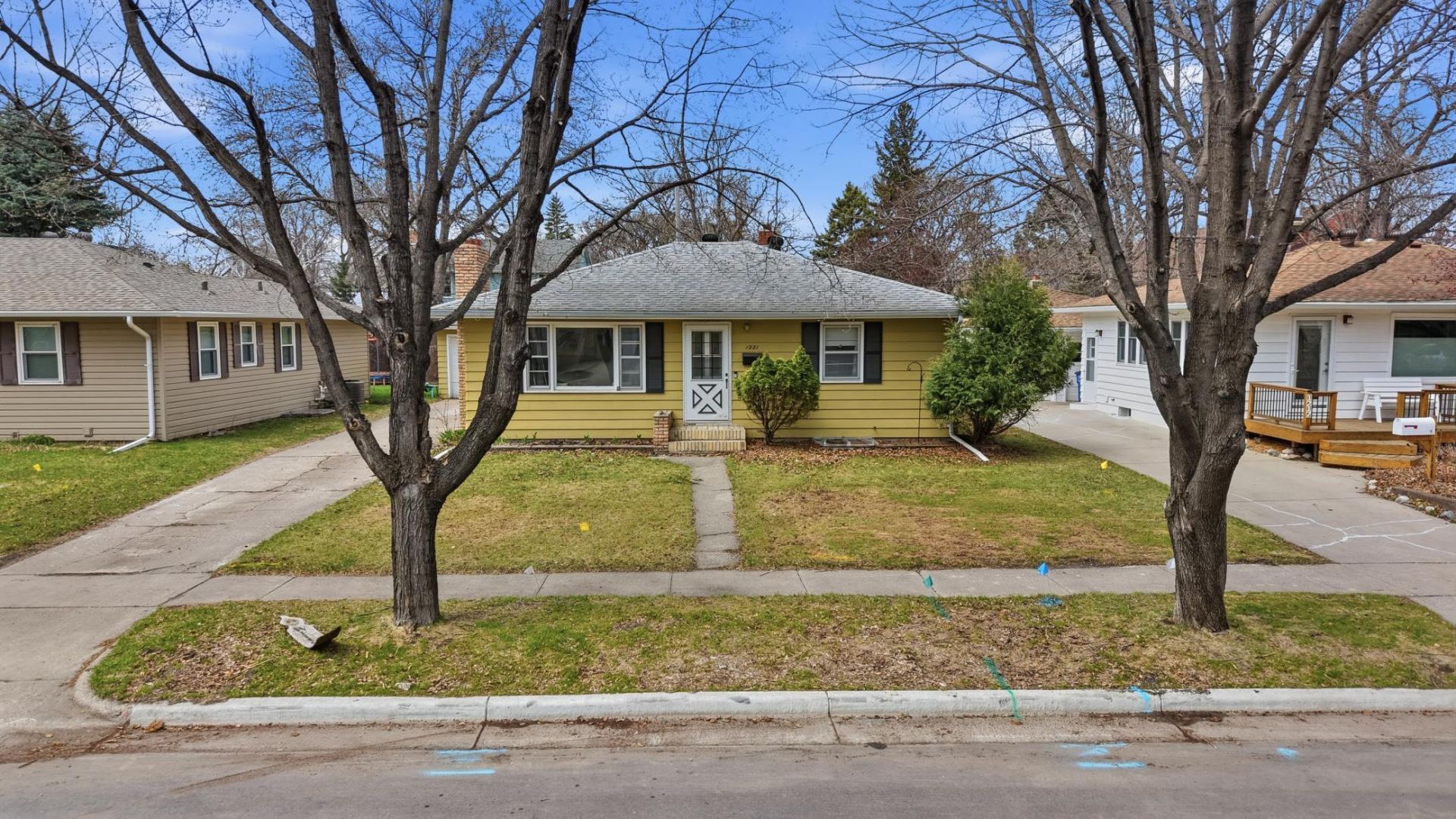 1221 Elm Street S primary photo