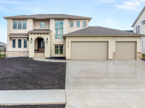 4736 Prairie Pond Crossing S, Fargo, ND 58104