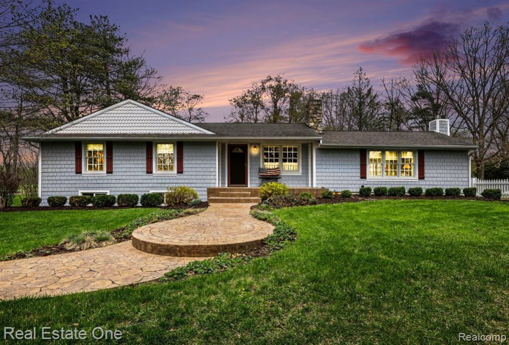 4203 Hough Road N, Dryden Township, MI 48428 Main Photo