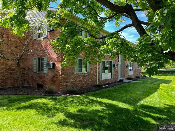 454 ROMEO Road, Rochester, MI 48307