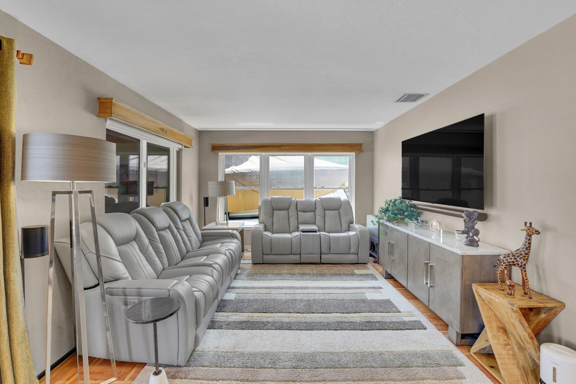 1066 SW 27th Place, Boynton Beach, FL 33426 Photo
