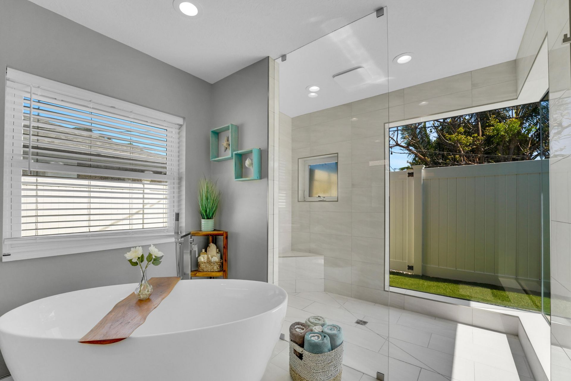 1066 SW 27th Place, Boynton Beach, FL 33426 Photo