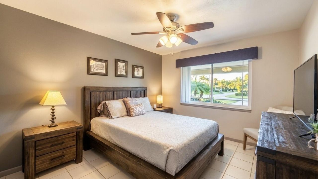 1066 SW 27th Place, Boynton Beach, FL 33426 Photo