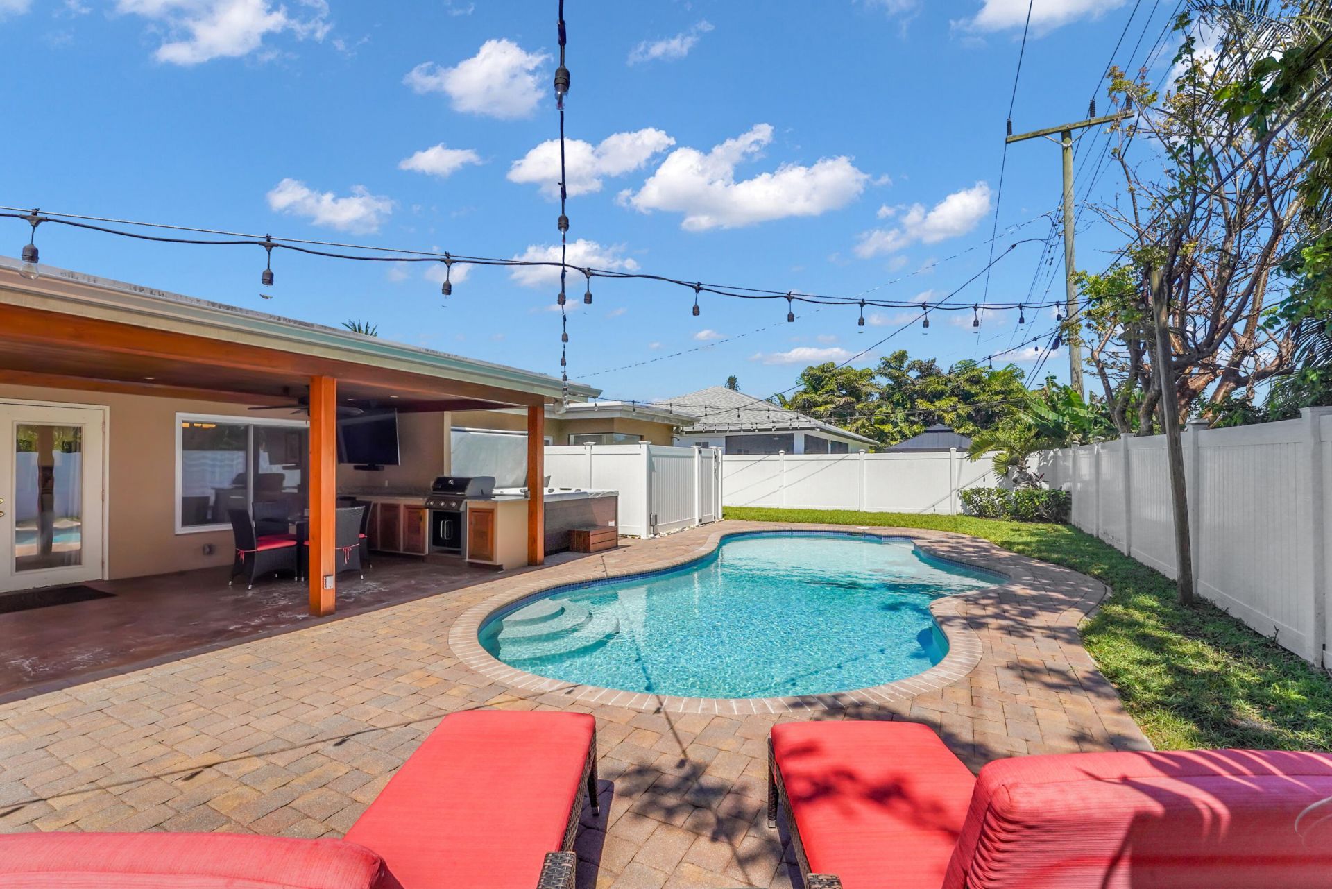 1066 SW 27th Place, Boynton Beach, FL 33426 Photo
