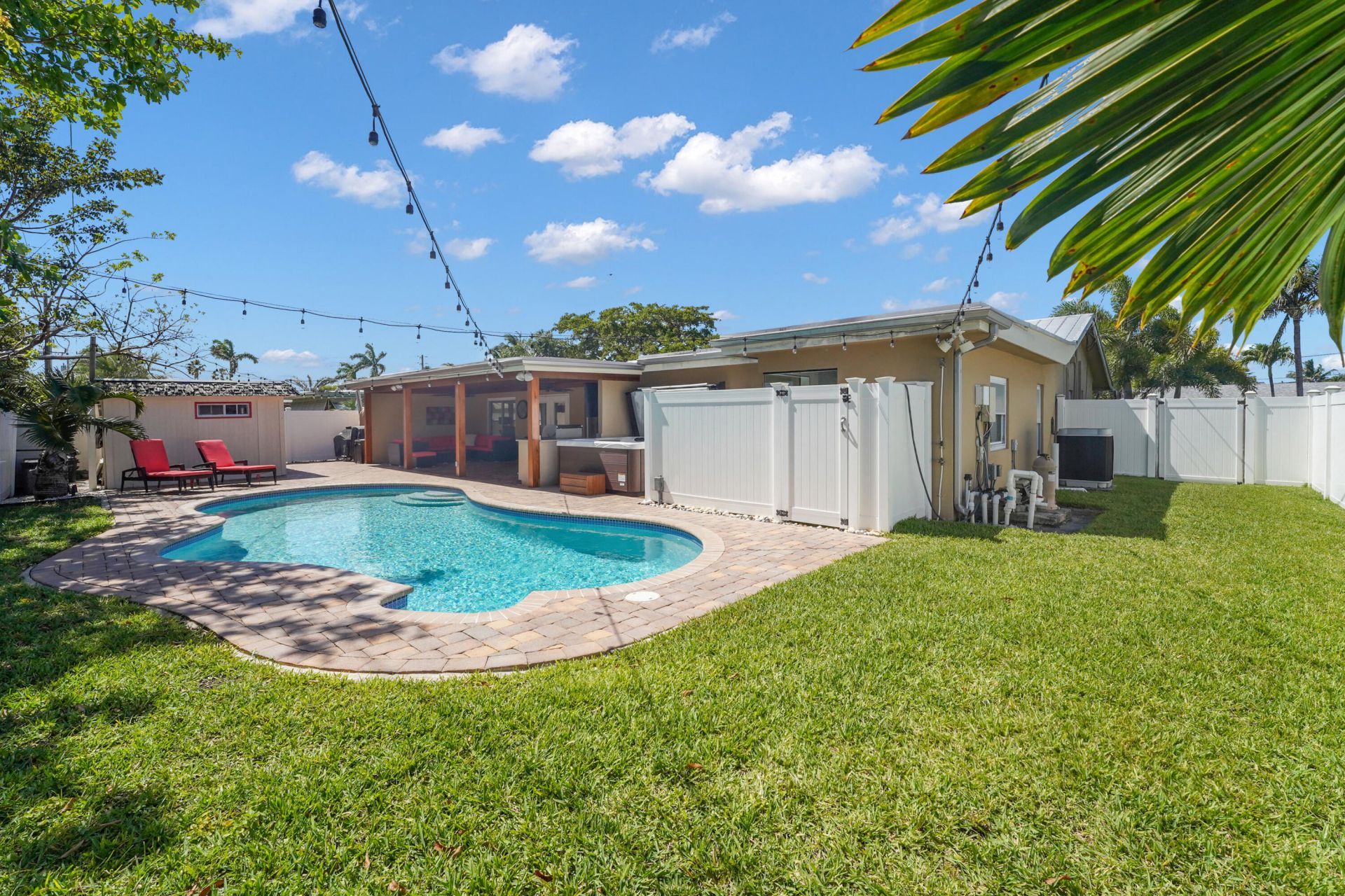 1066 SW 27th Place, Boynton Beach, FL 33426 Photo