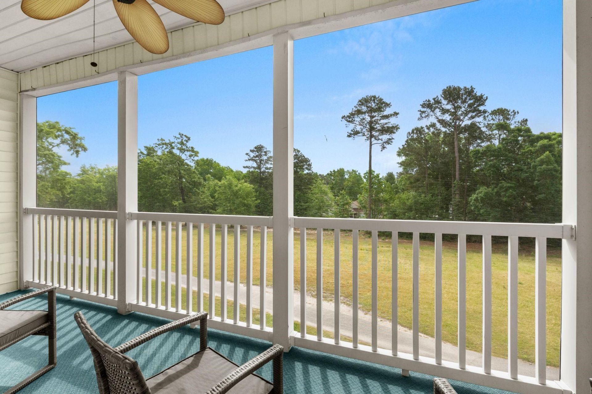 616 River Oaks Dr. Photo 19