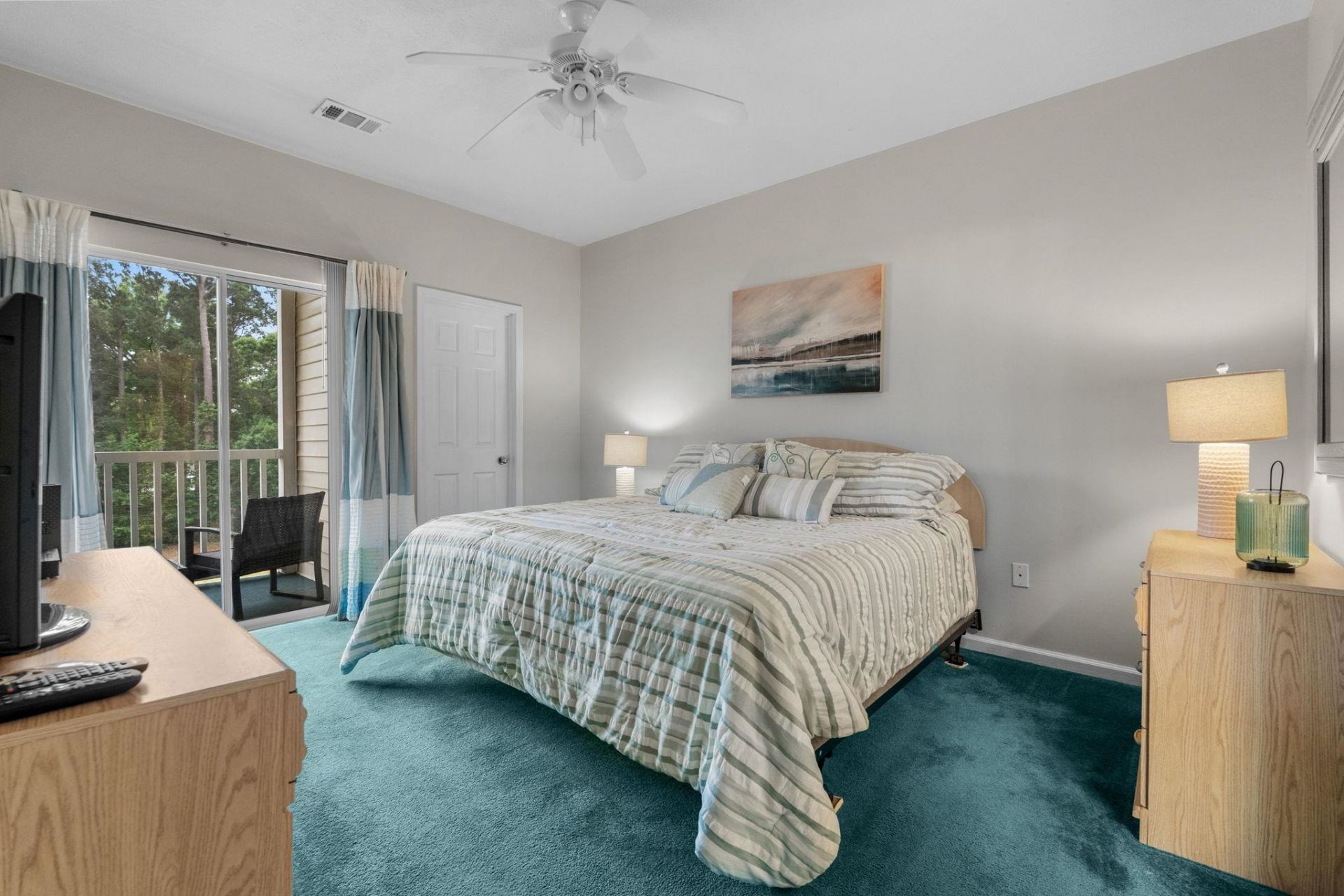 616 River Oaks Dr. Photo 31