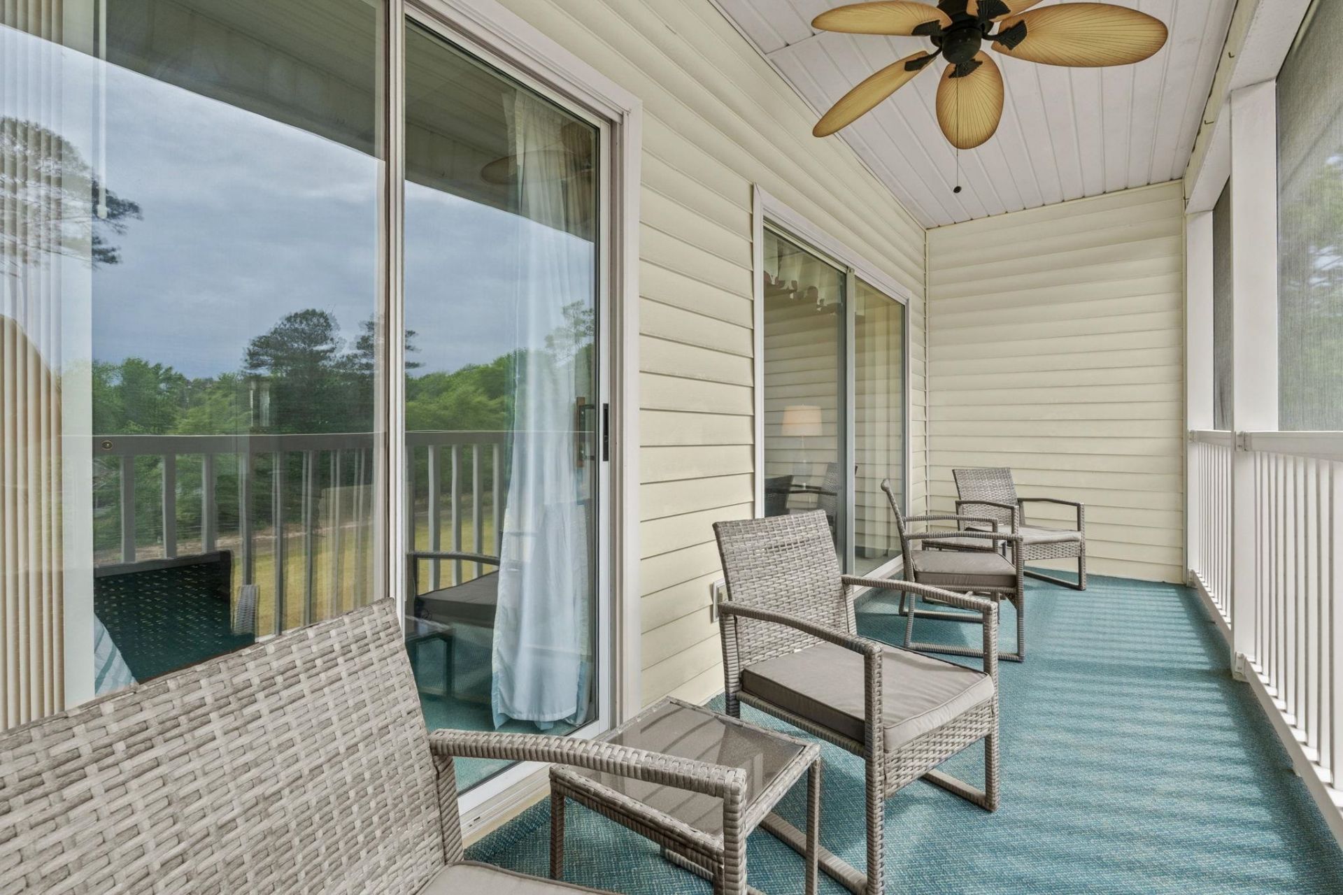 616 River Oaks Dr. Photo 32
