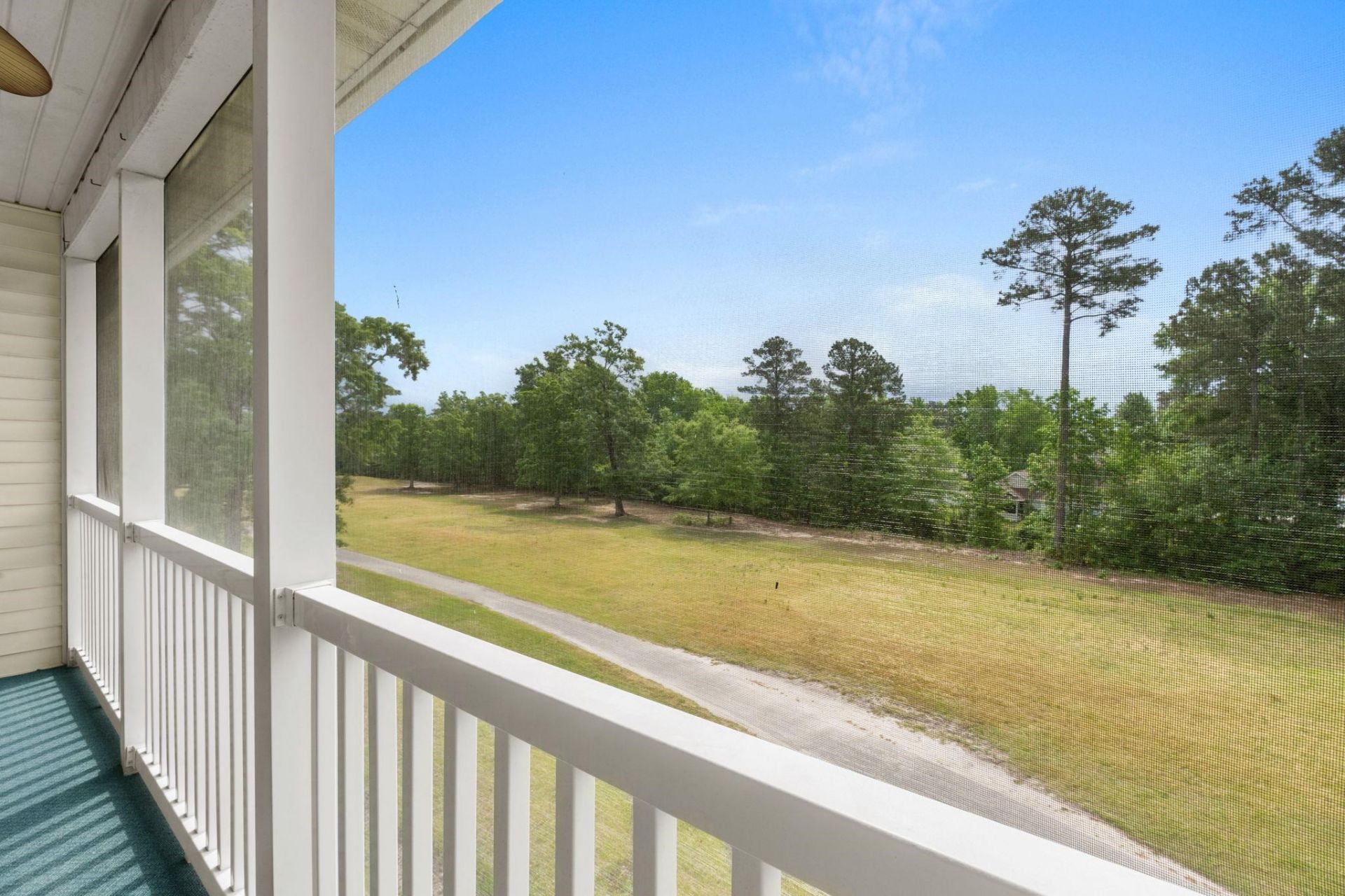 616 River Oaks Dr. Photo 33