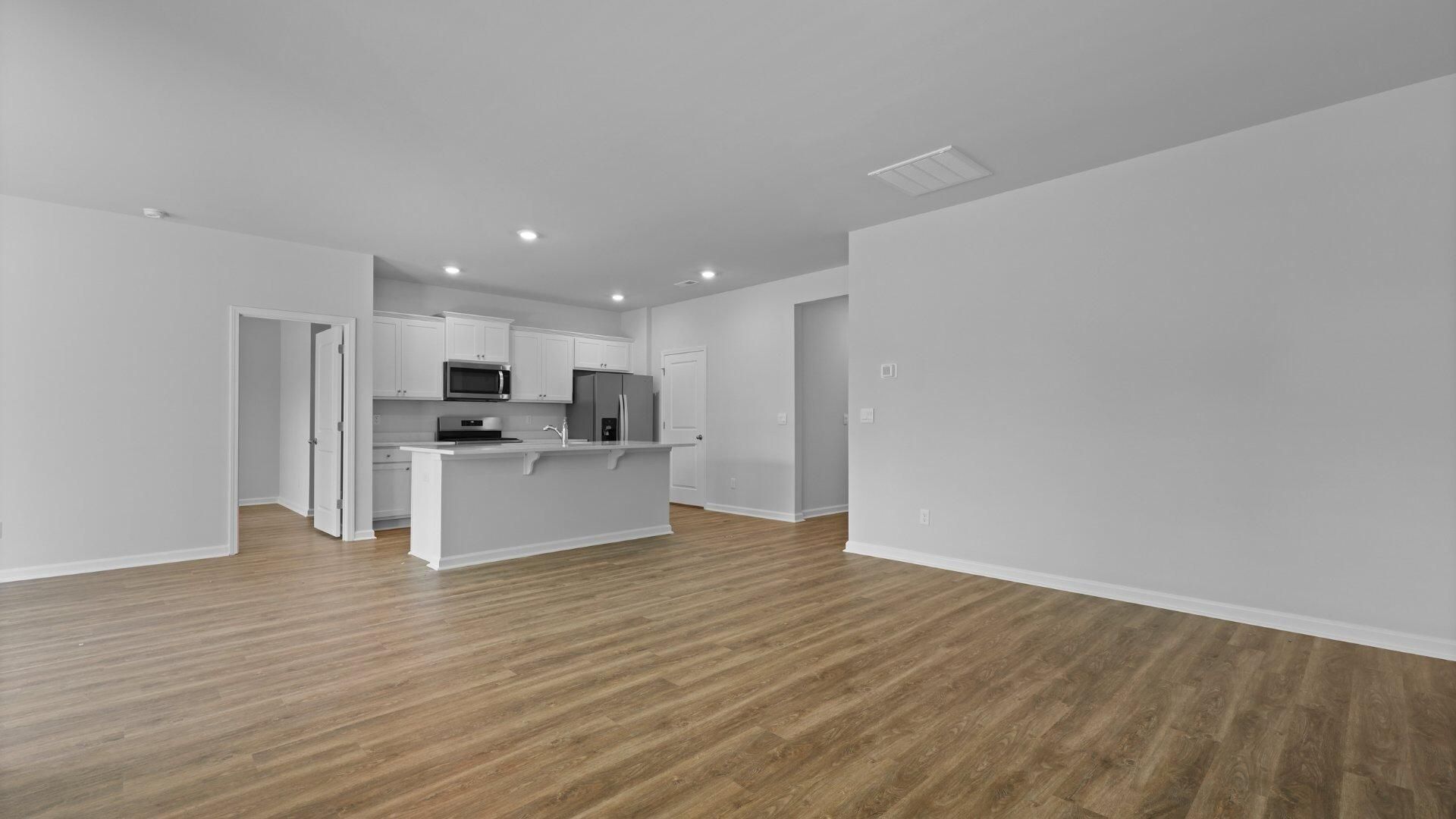 3186 Dalmore Drive Photo 7