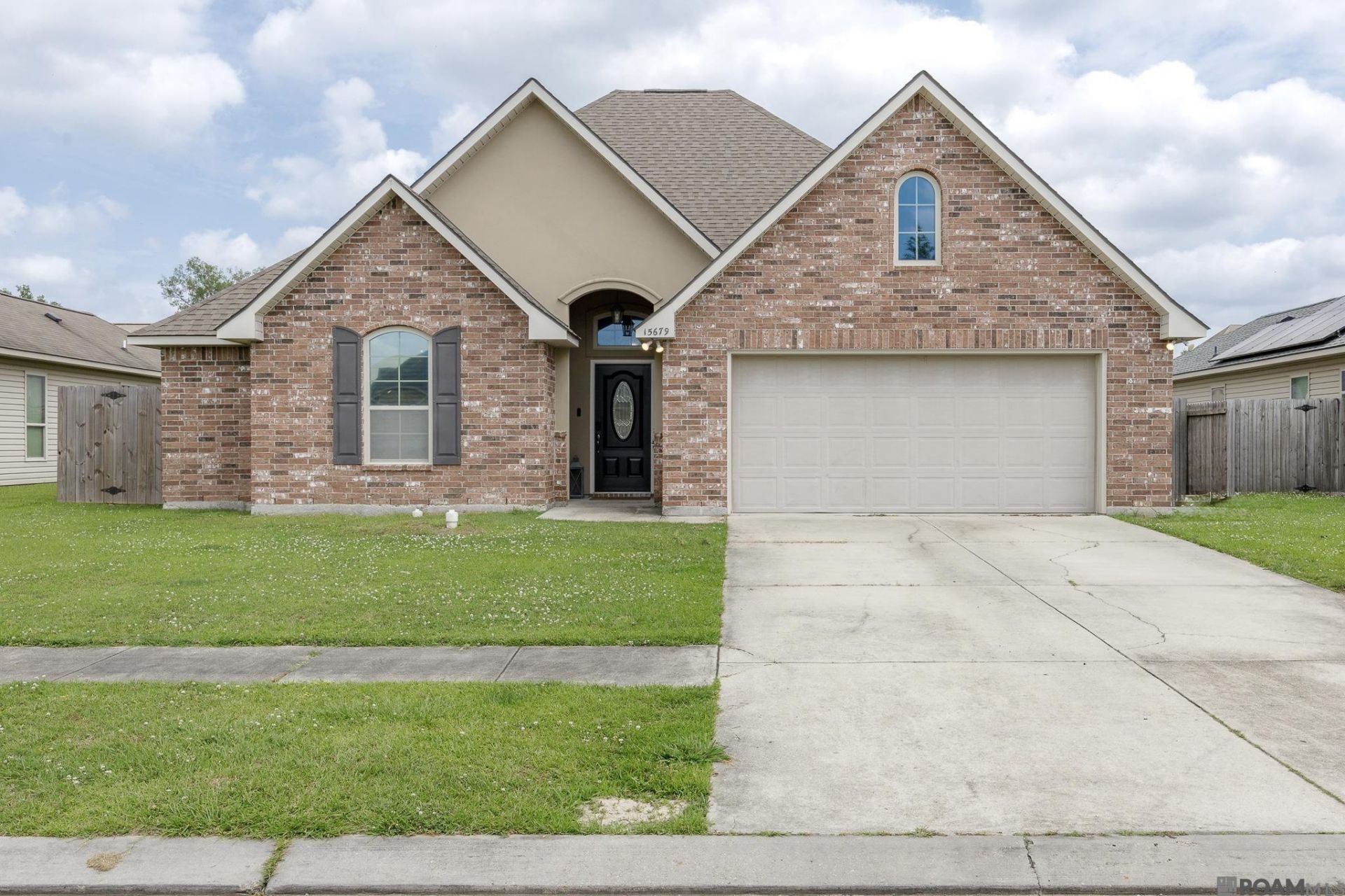 15679 Heartstone Dr, Prairieville, LA 70769 Main Photo