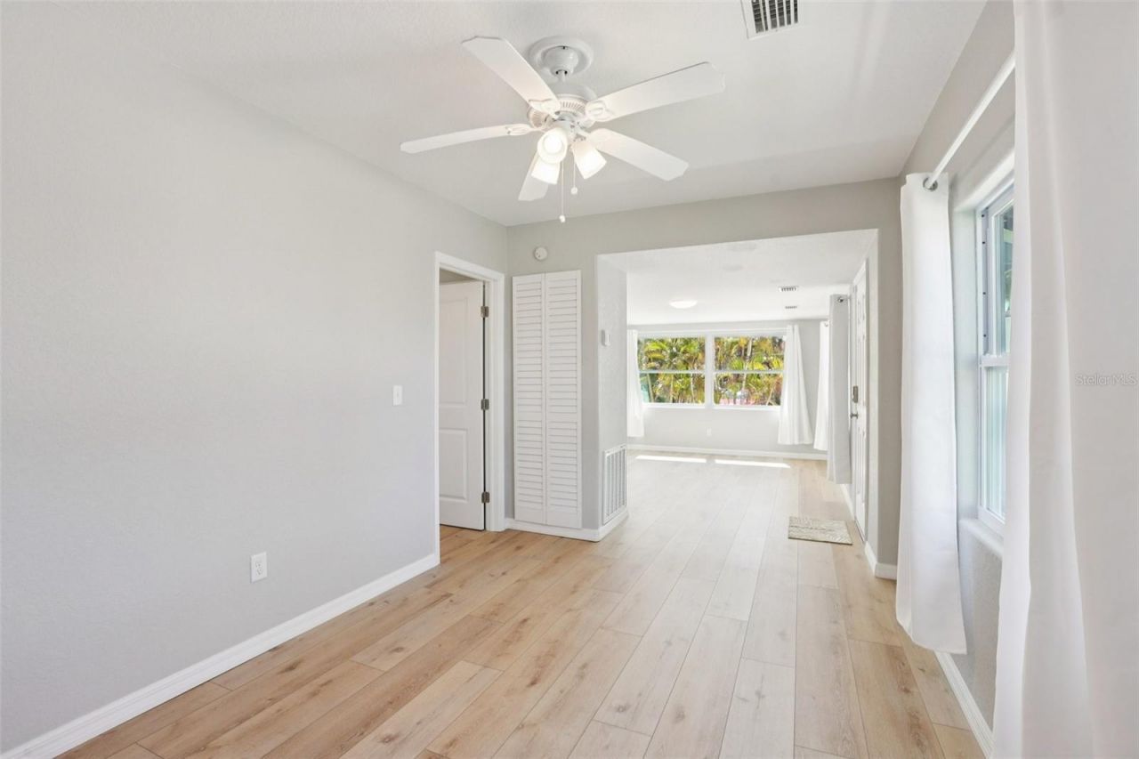 13135 4th Street E, Madeira Beach, FL 33708 Photo
