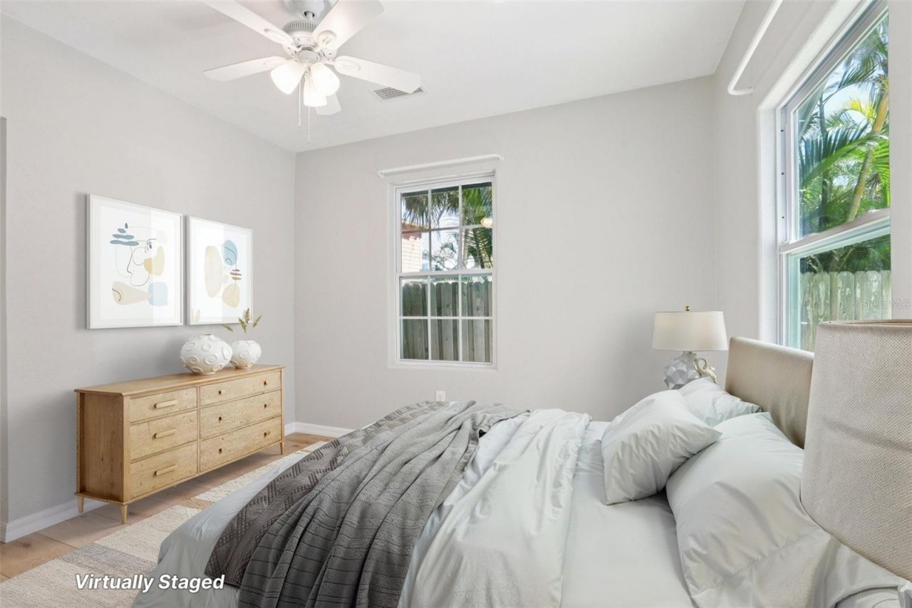 13135 4th Street E, Madeira Beach, FL 33708 Photo