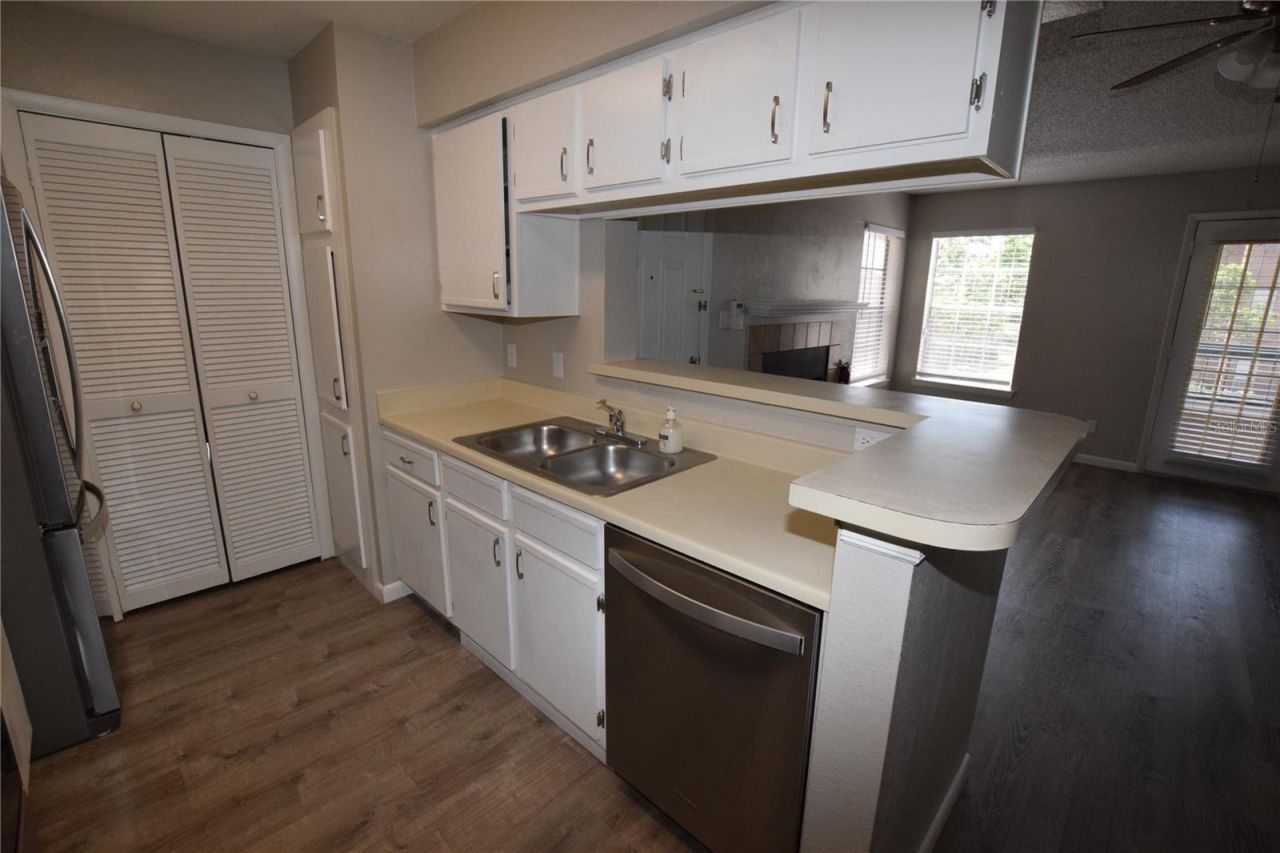 5533 Chrishire Way , Unit F201, Orlando, FL 32822 Photo