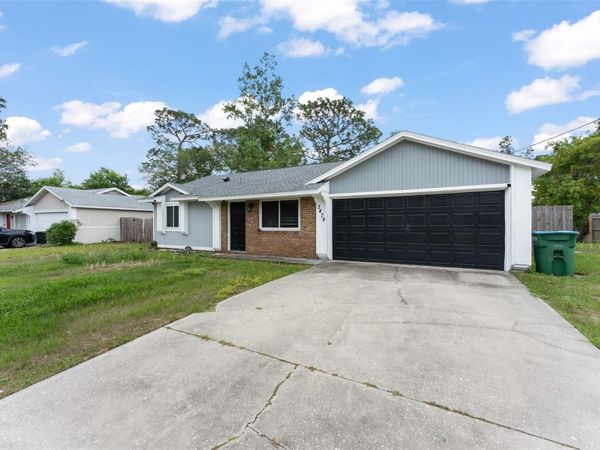 2479 FOUNDER STREET , DELTONA, FL 32738