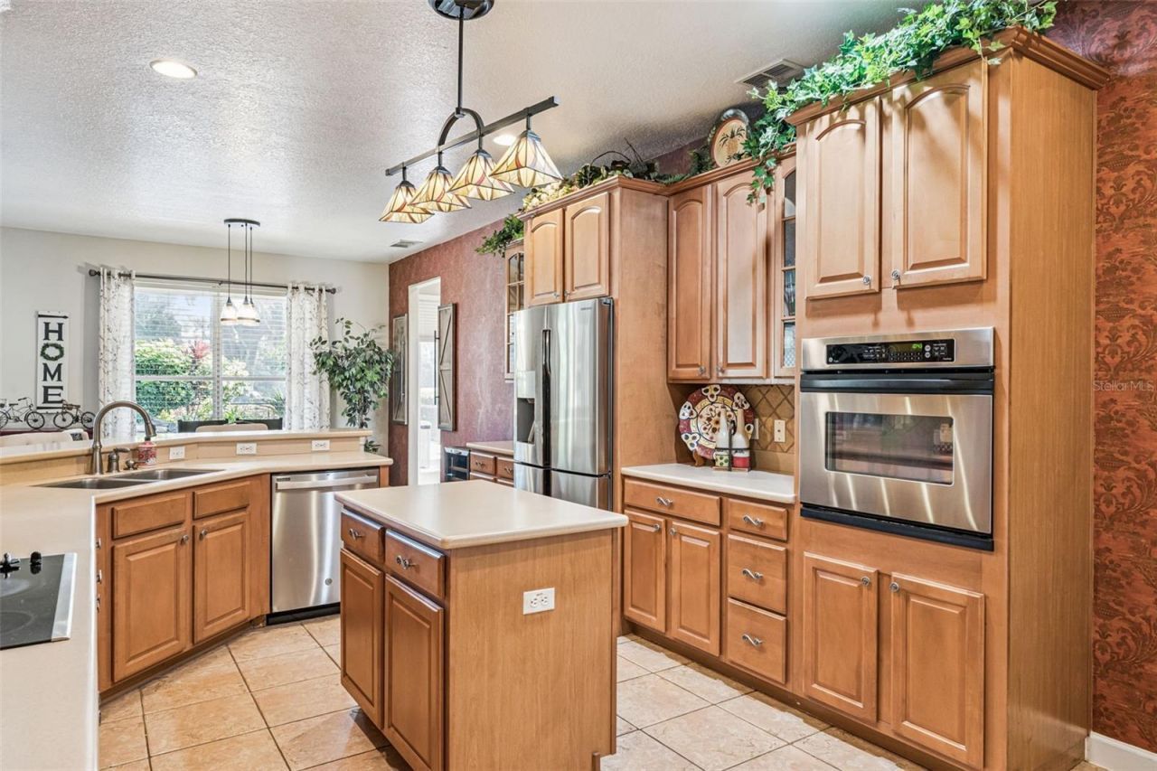3304 Beazer Drive , Ocoee, FL 34761 Photo