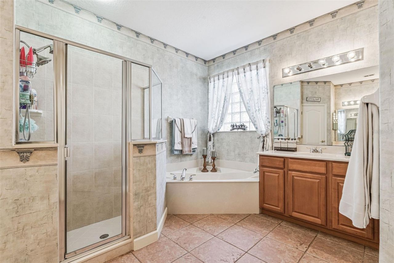 3304 Beazer Drive , Ocoee, FL 34761 Photo