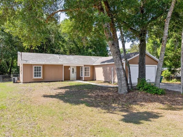 45 LAKE DRIVE , DEBARY, FL 32713