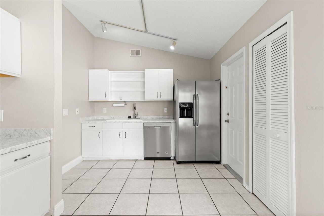 45 Lake Drive, Debary, FL 32713 Photo