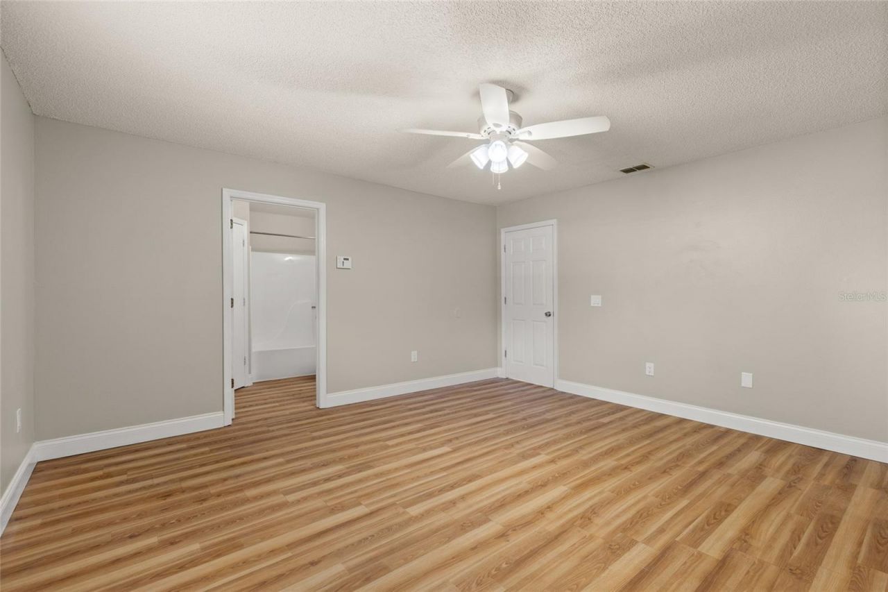 45 Lake Drive, Debary, FL 32713 Photo