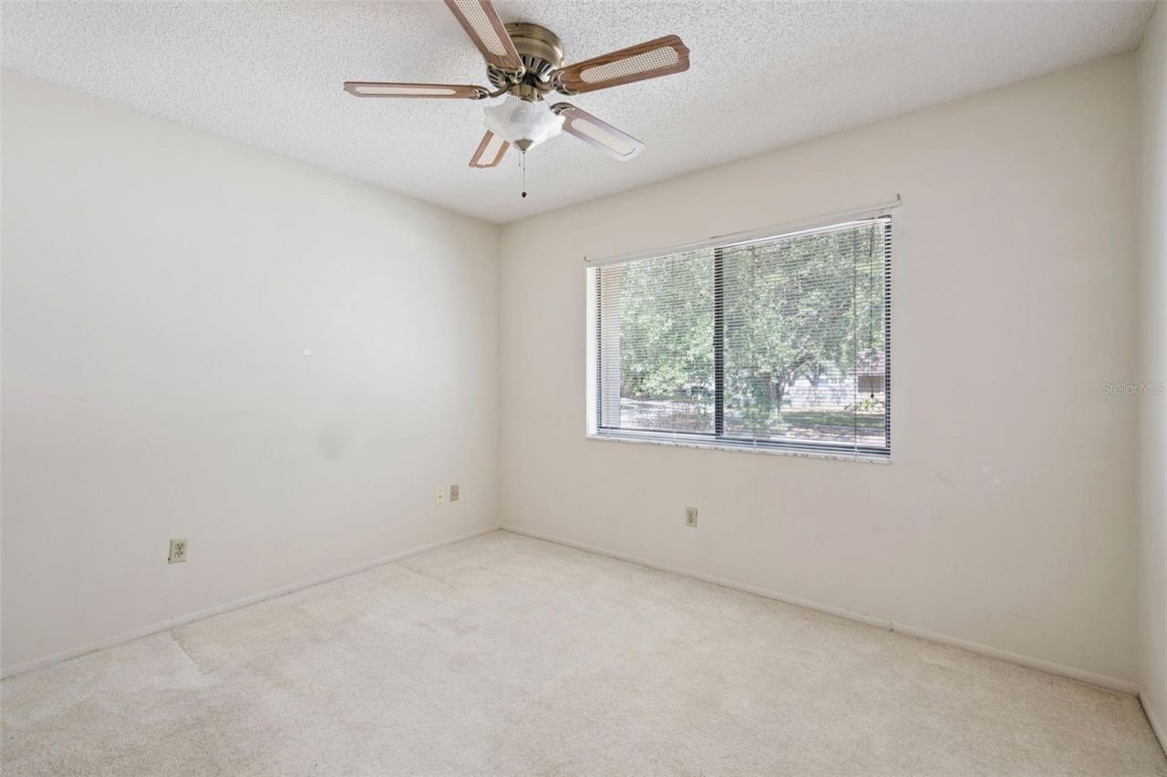 608 Wavecrest Drive, Orlando, FL 32807 Photo
