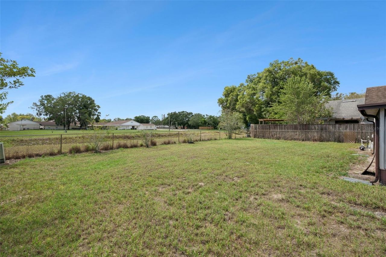 608 Wavecrest Drive, Orlando, FL 32807 Photo