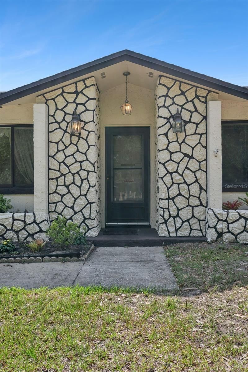 608 Wavecrest Drive, Orlando, FL 32807 Photo