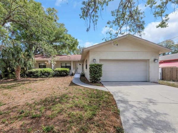 753 SEMINOLE BOULEVARD , TARPON SPRINGS, FL 34689