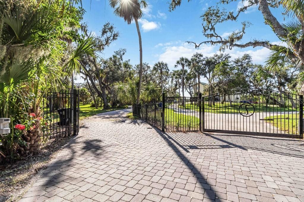 6511 Bayshore Road, Palmetto, FL 34221 Photo